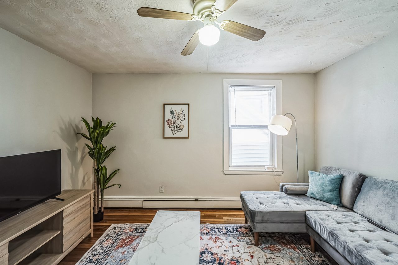 a room in East Cambridge photo 4