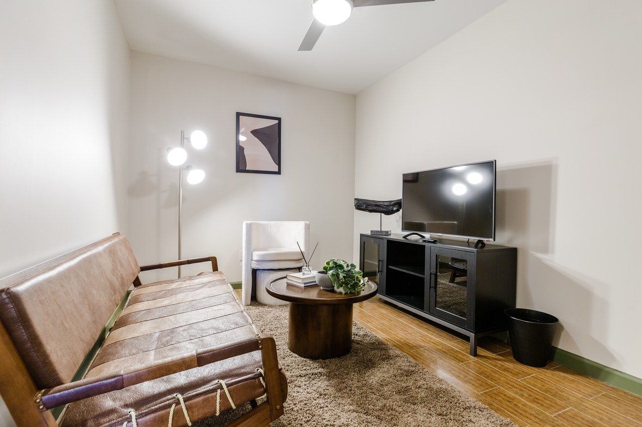 a room in Lower East Side photo 4
