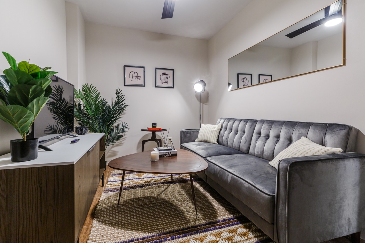 a room in Lower East Side photo 5