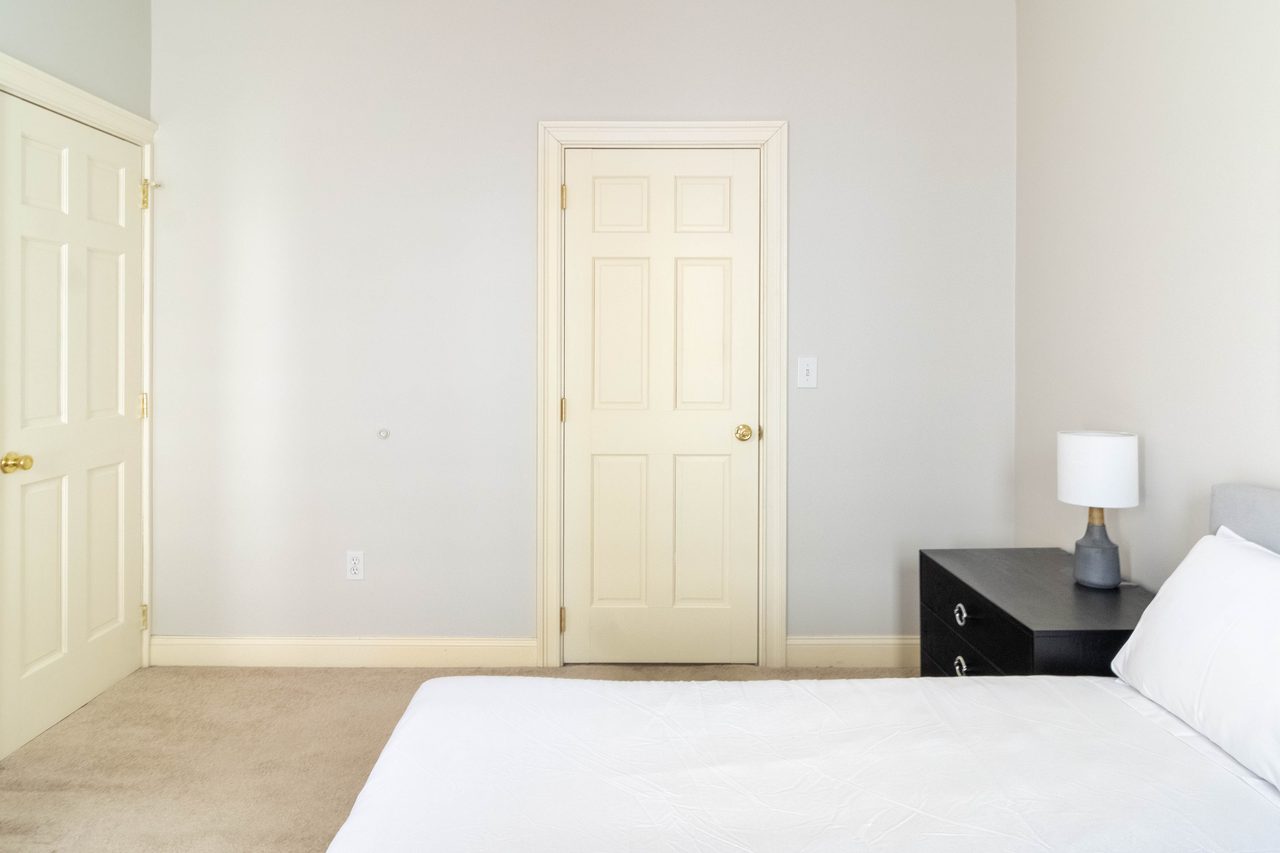 a room in Wellington-Harrington photo 4