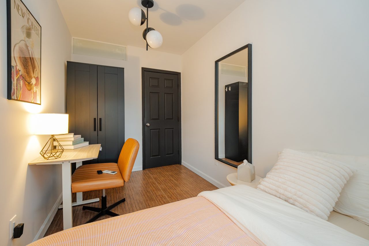 private room in Lower East Side photo 3