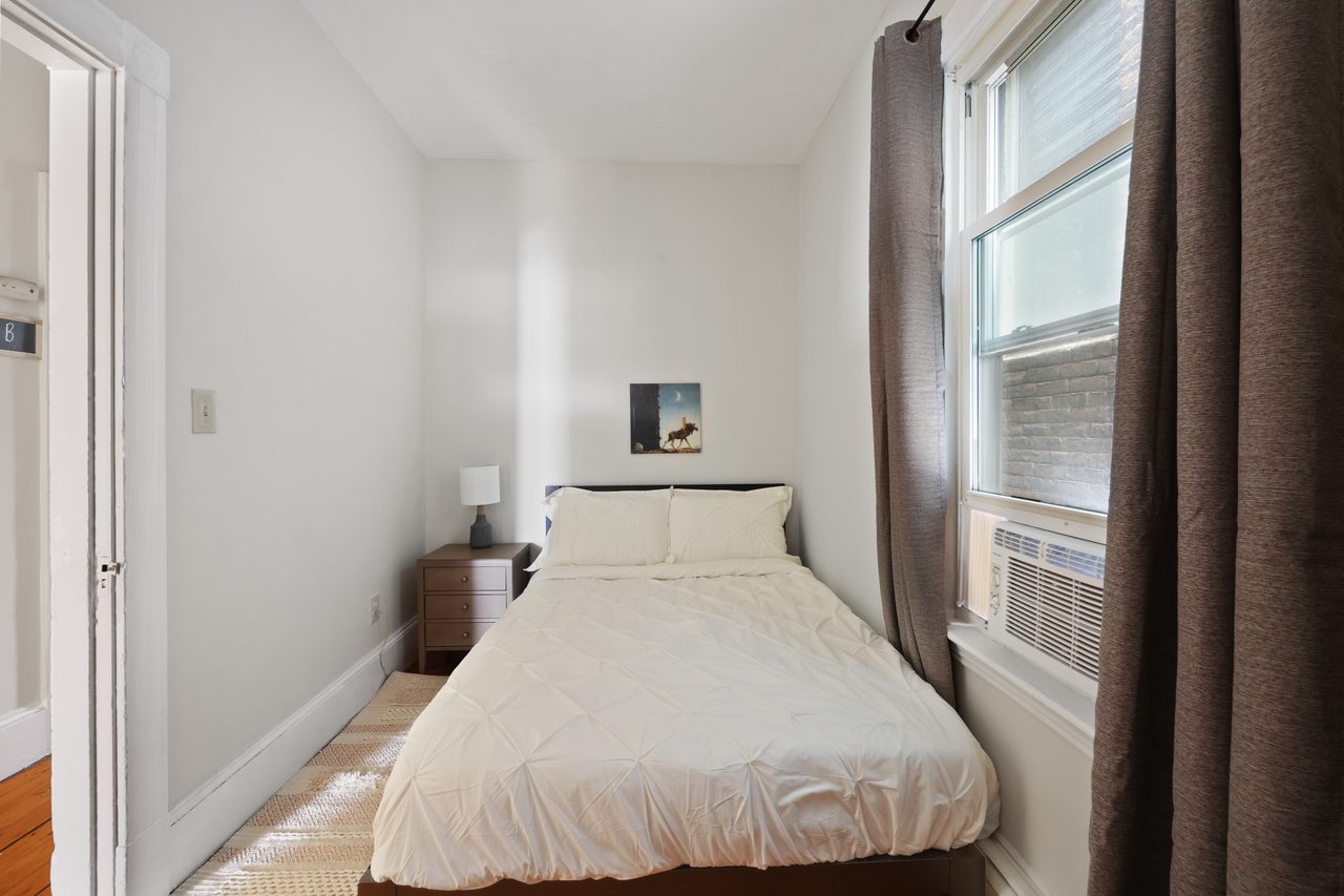 private room in Jamaica Plain photo 2