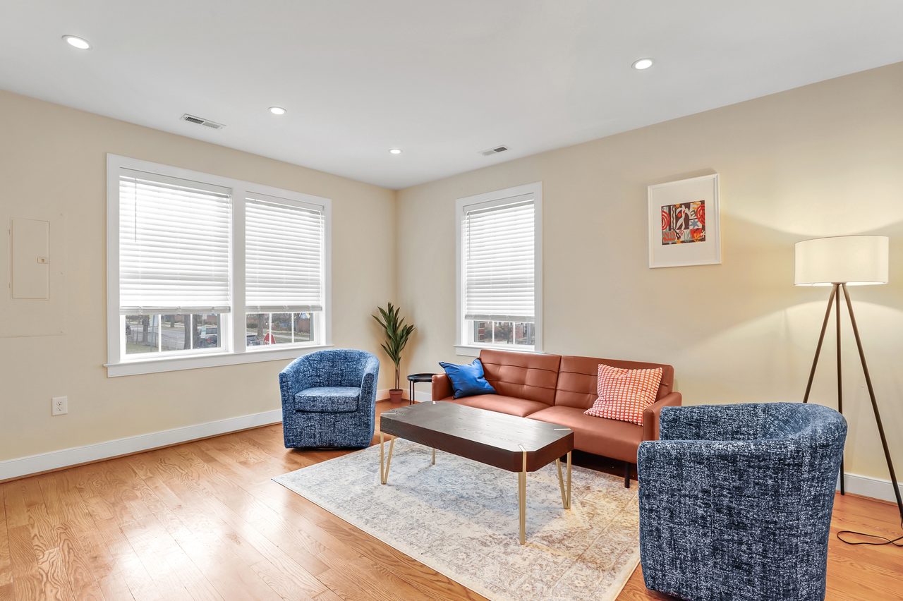a room in Barney Circle photo 8