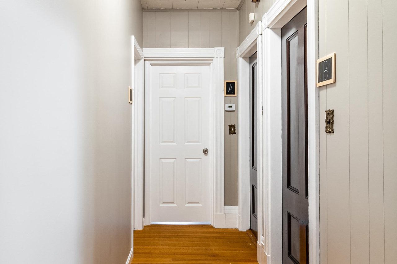a room in Back Bay photo 6