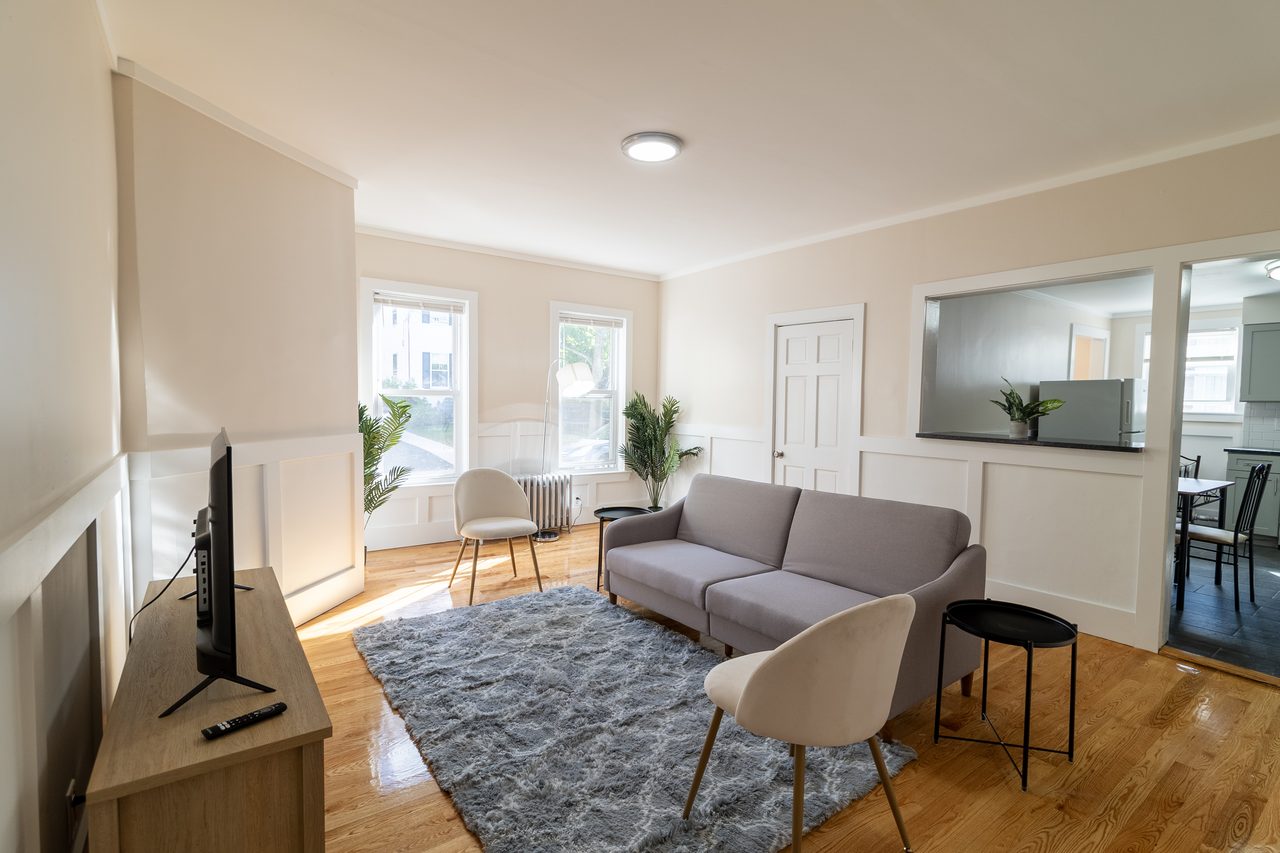 a room in Allston photo 5