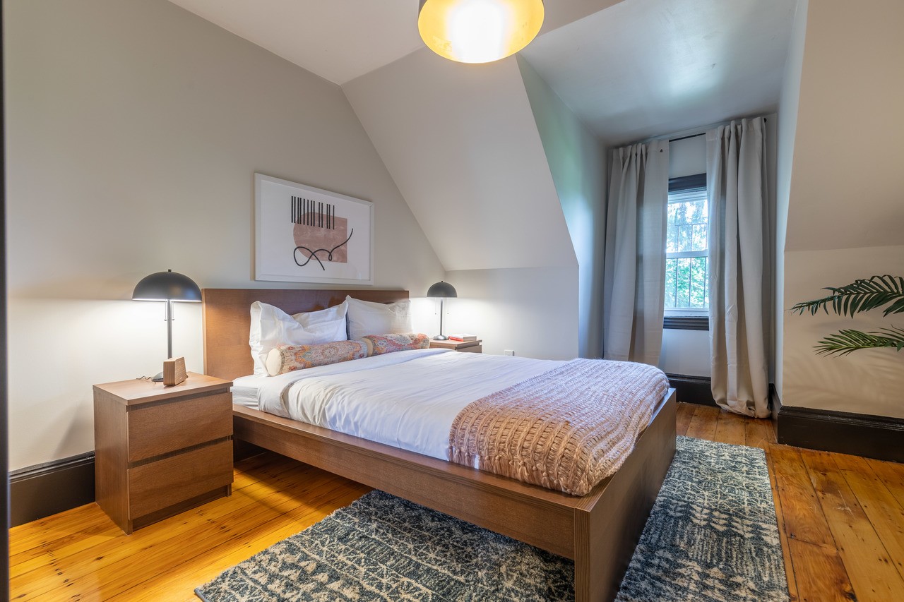 a room in Allston