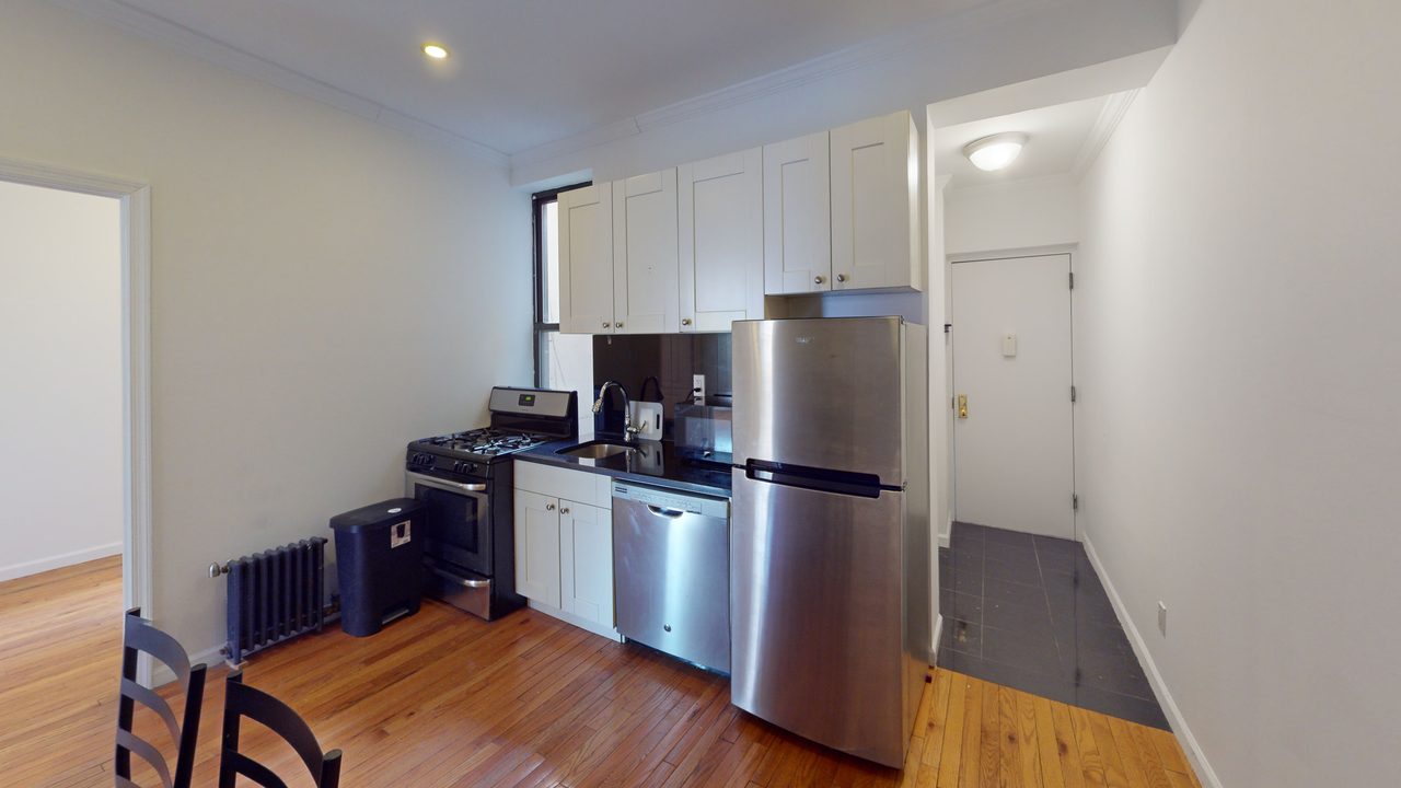 a room in East Village photo 2