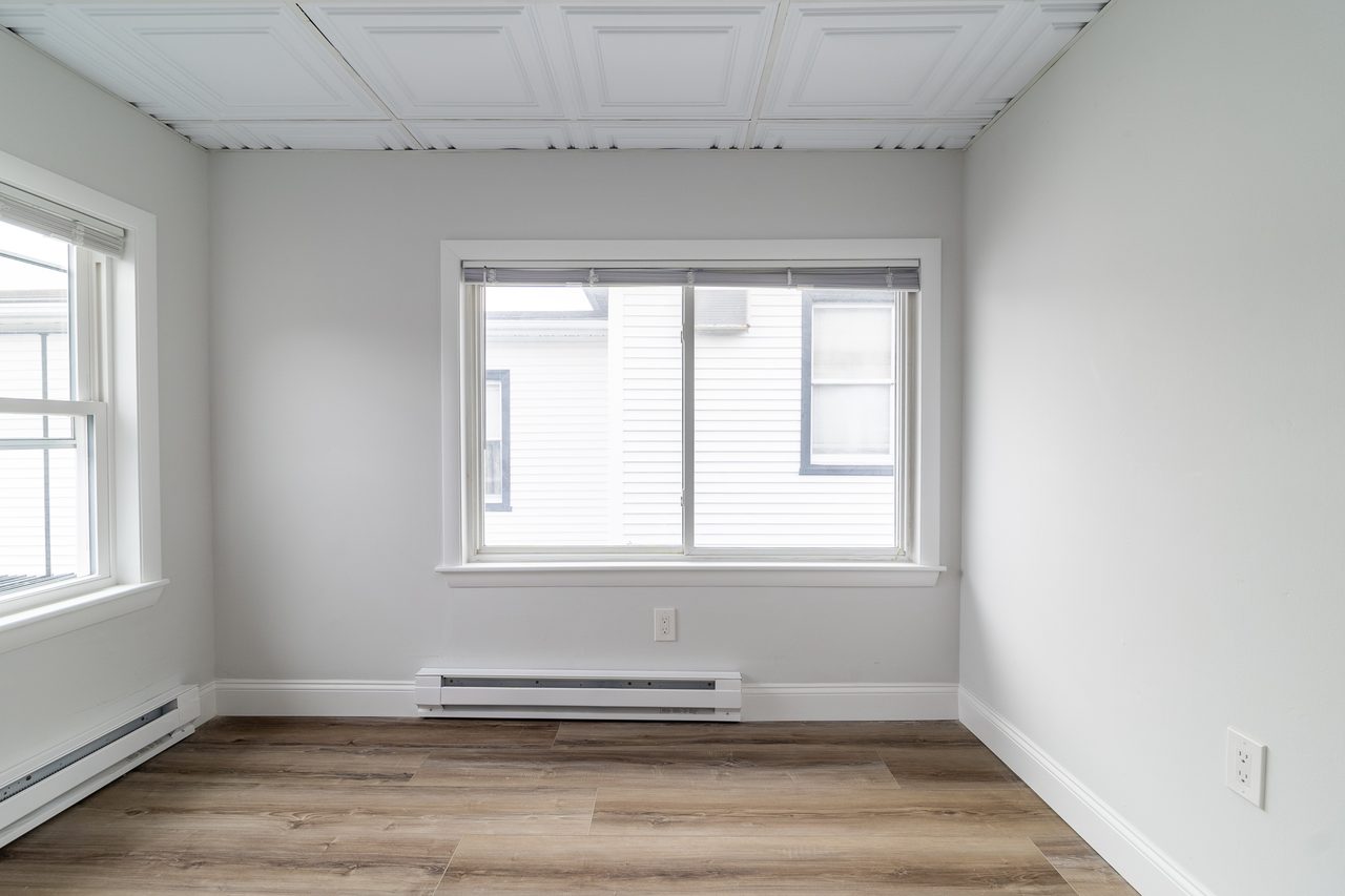 a room in East Somerville photo 6