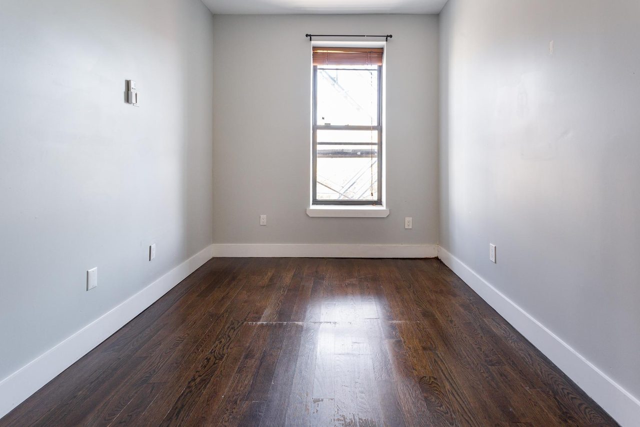a room in Bushwick photo 3