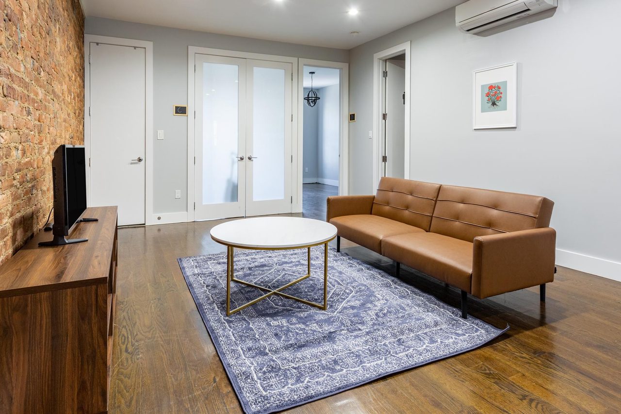 a room in Bushwick photo 5