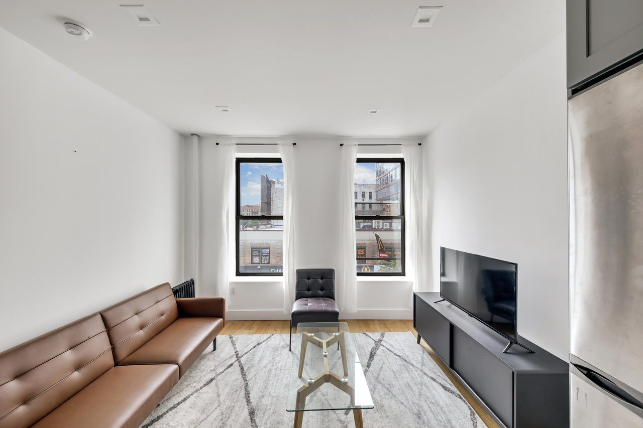 a room in Harlem photo 2
