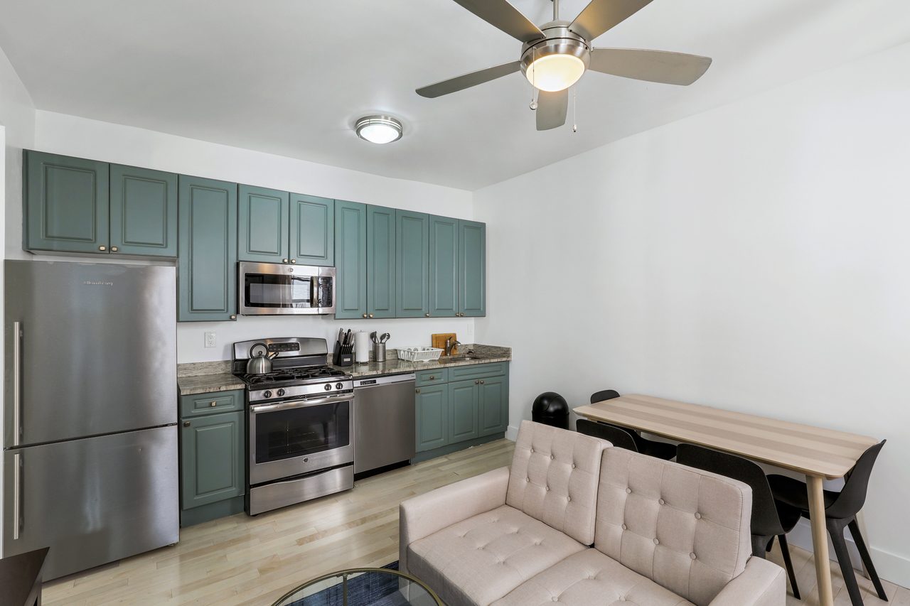 a room in Harlem photo 5