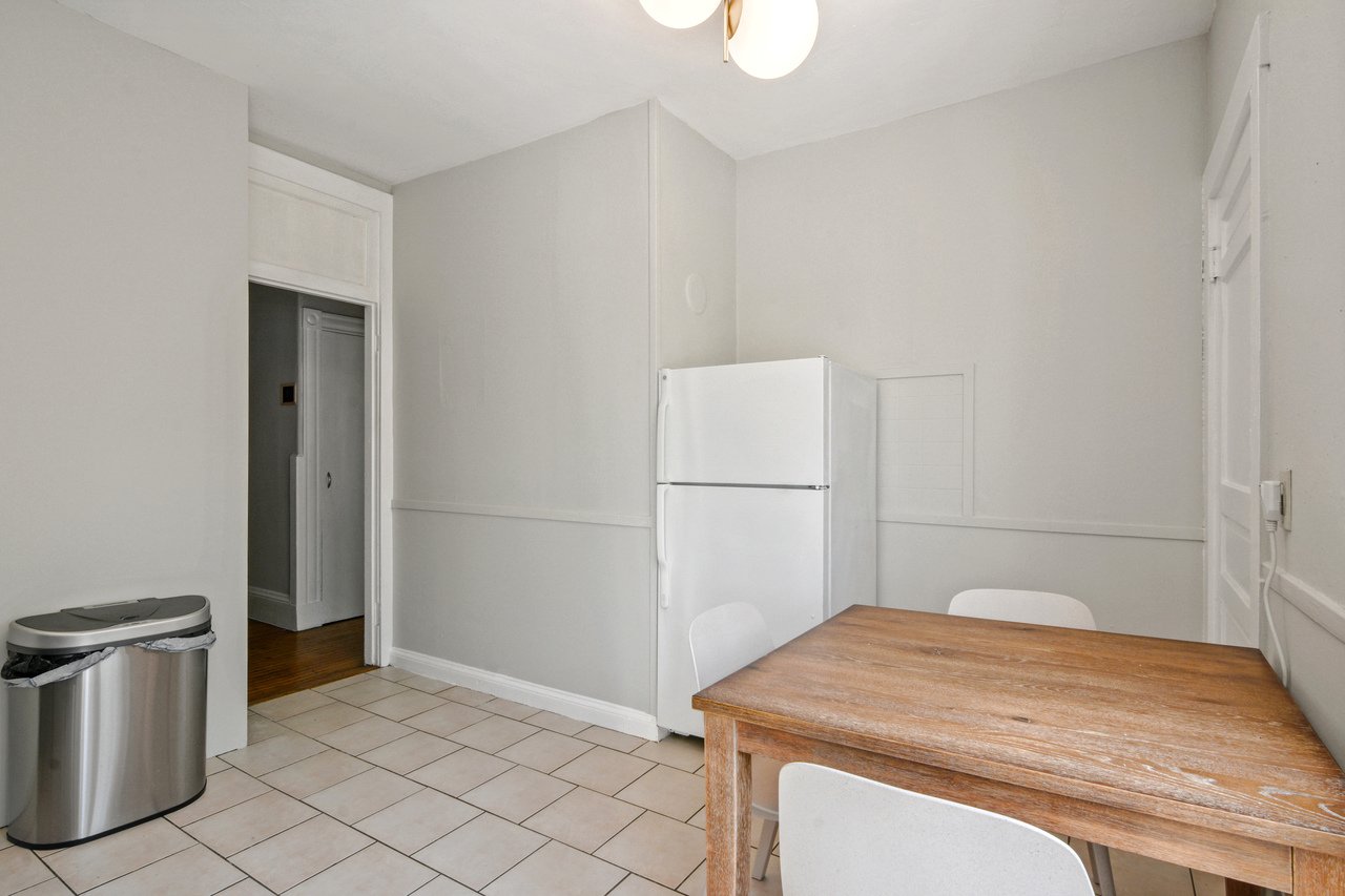 a room in Lower Allston photo 8