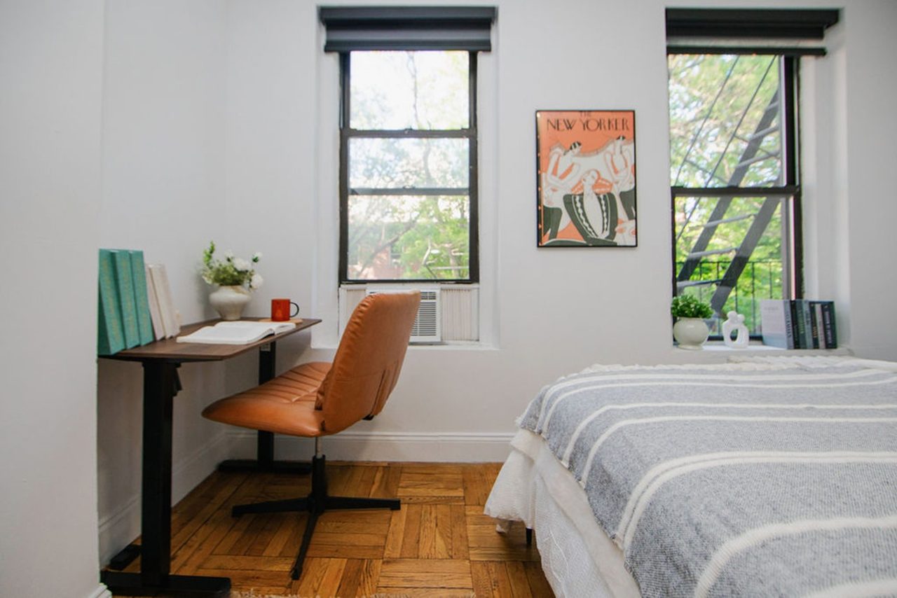 a room in East Village photo 8
