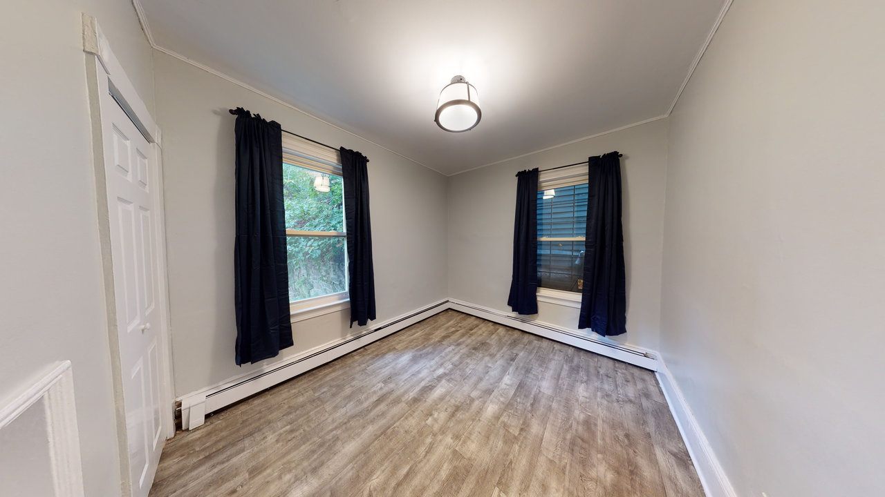 a room in Mission Hill photo 2