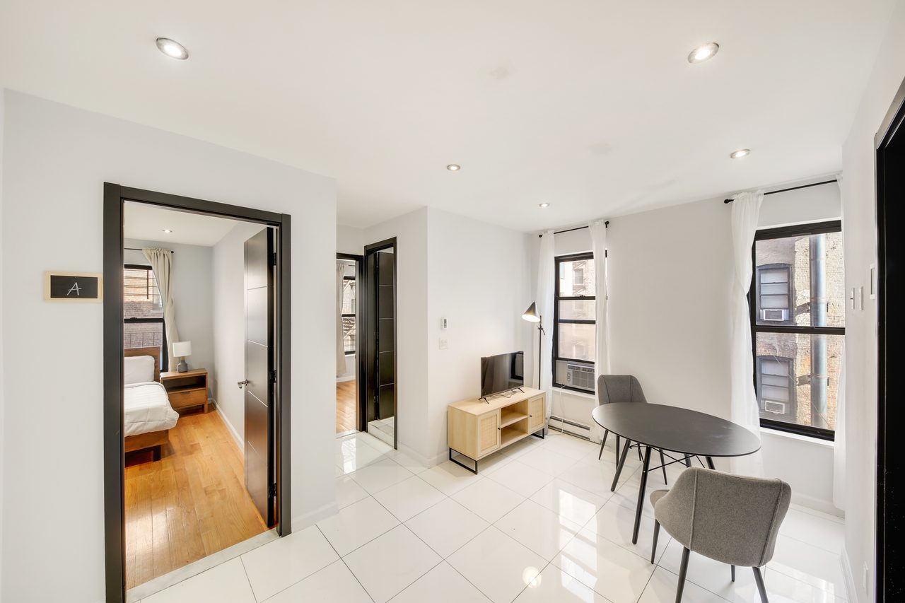 a room in Morningside Heights photo 4