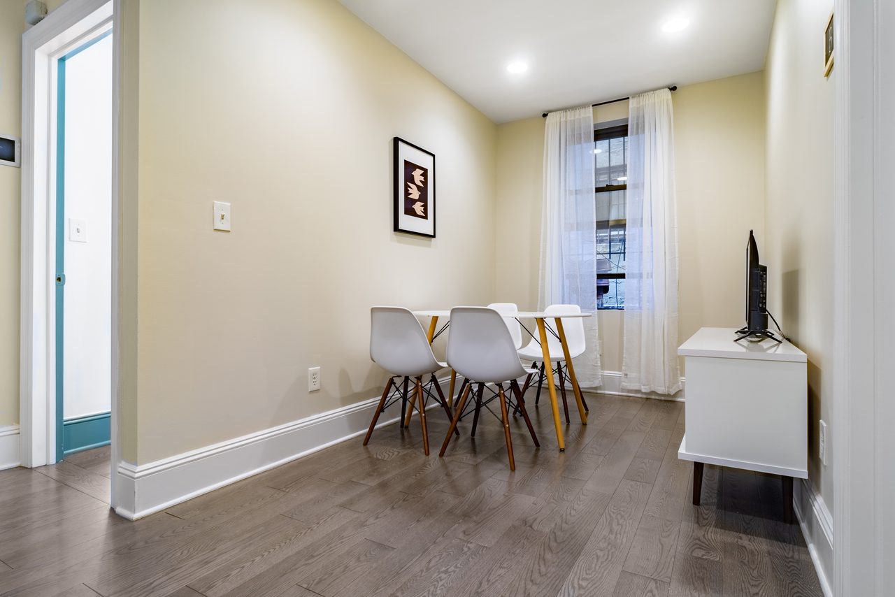 a room in Flatiron District photo 4