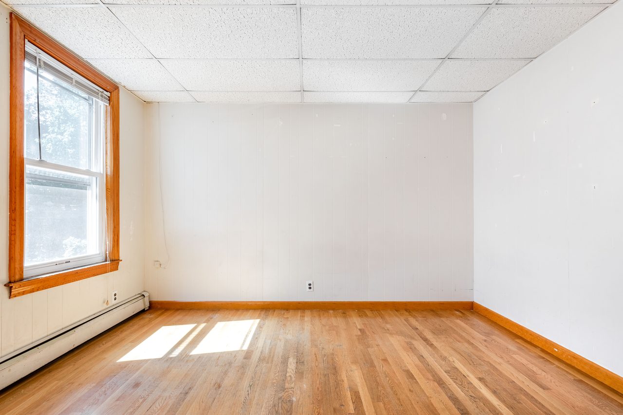 a room in Mission Hill photo 3