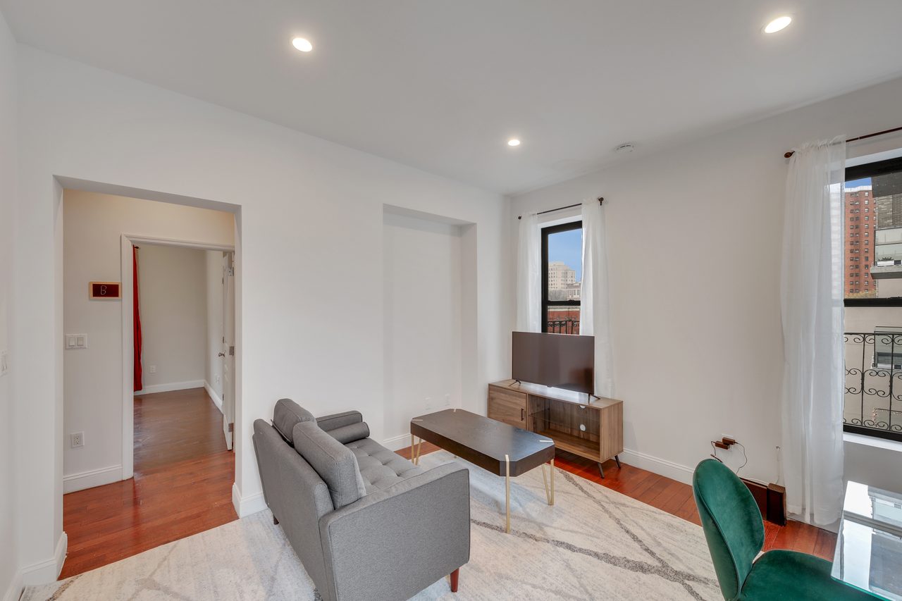 a room in Harlem photo 5