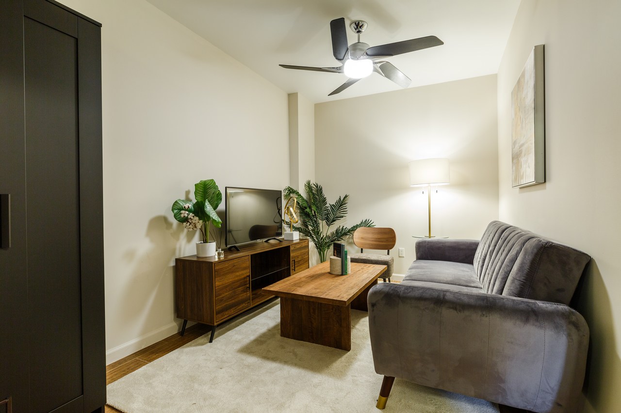 a room in Lower East Side photo 4