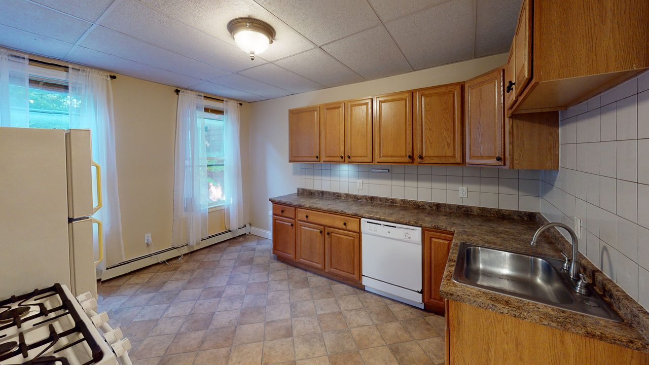a room in Wellington-Harrington photo 6