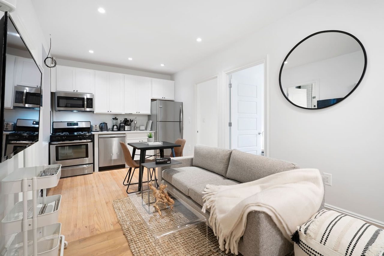 a room in Greenpoint photo 5