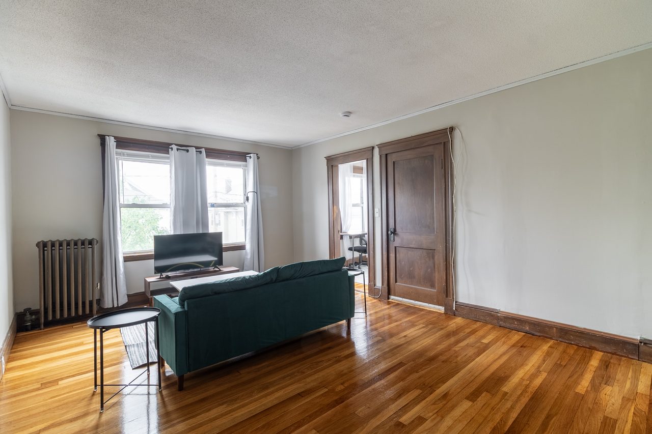 a room in Ten Hills photo 7