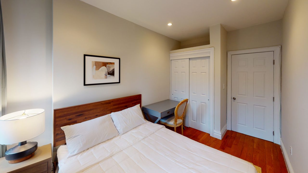 a room in East Harlem photo 4