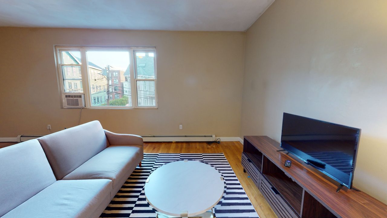 a room in Allston photo 2