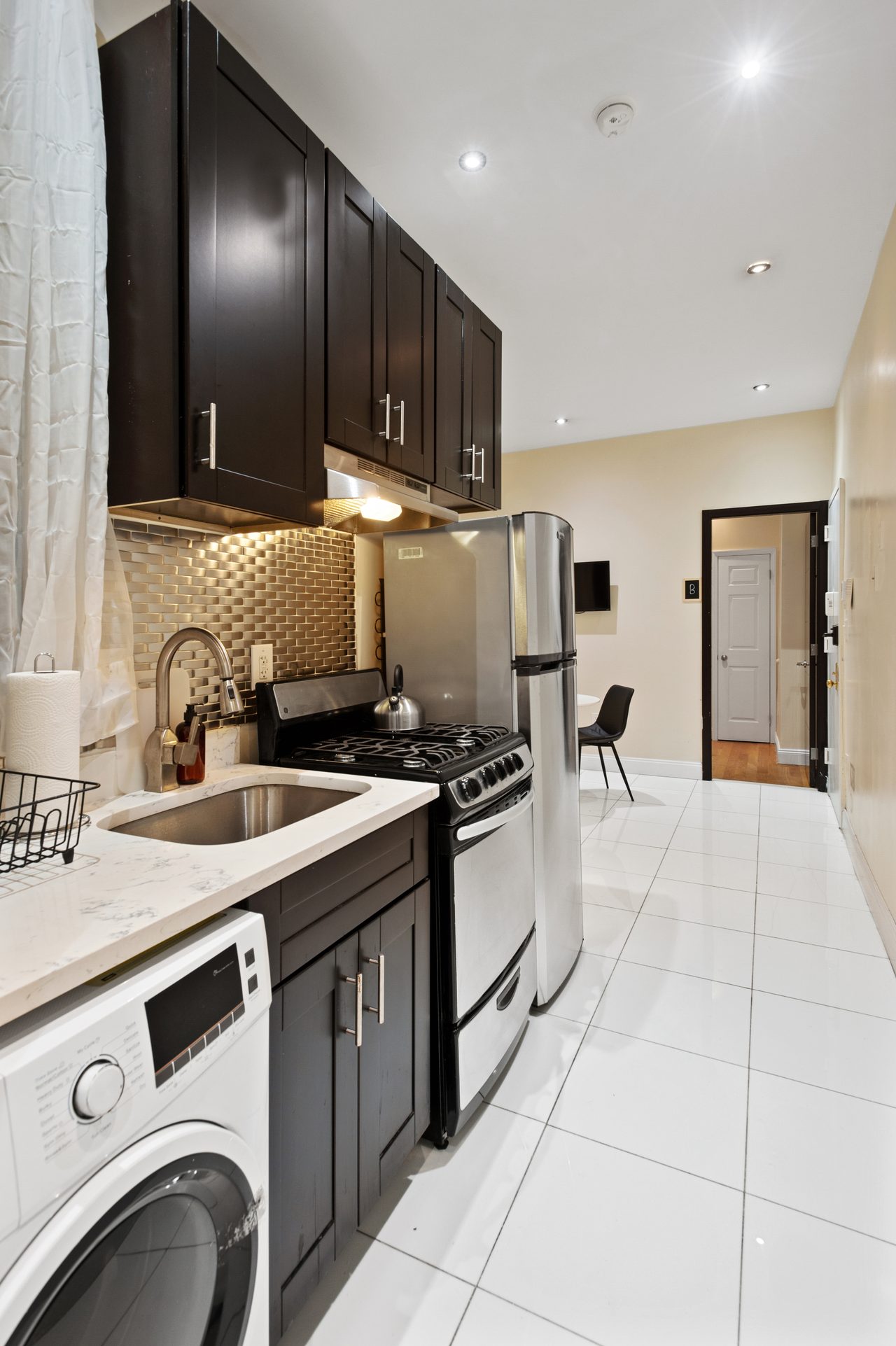 a room in Morningside Heights photo 6