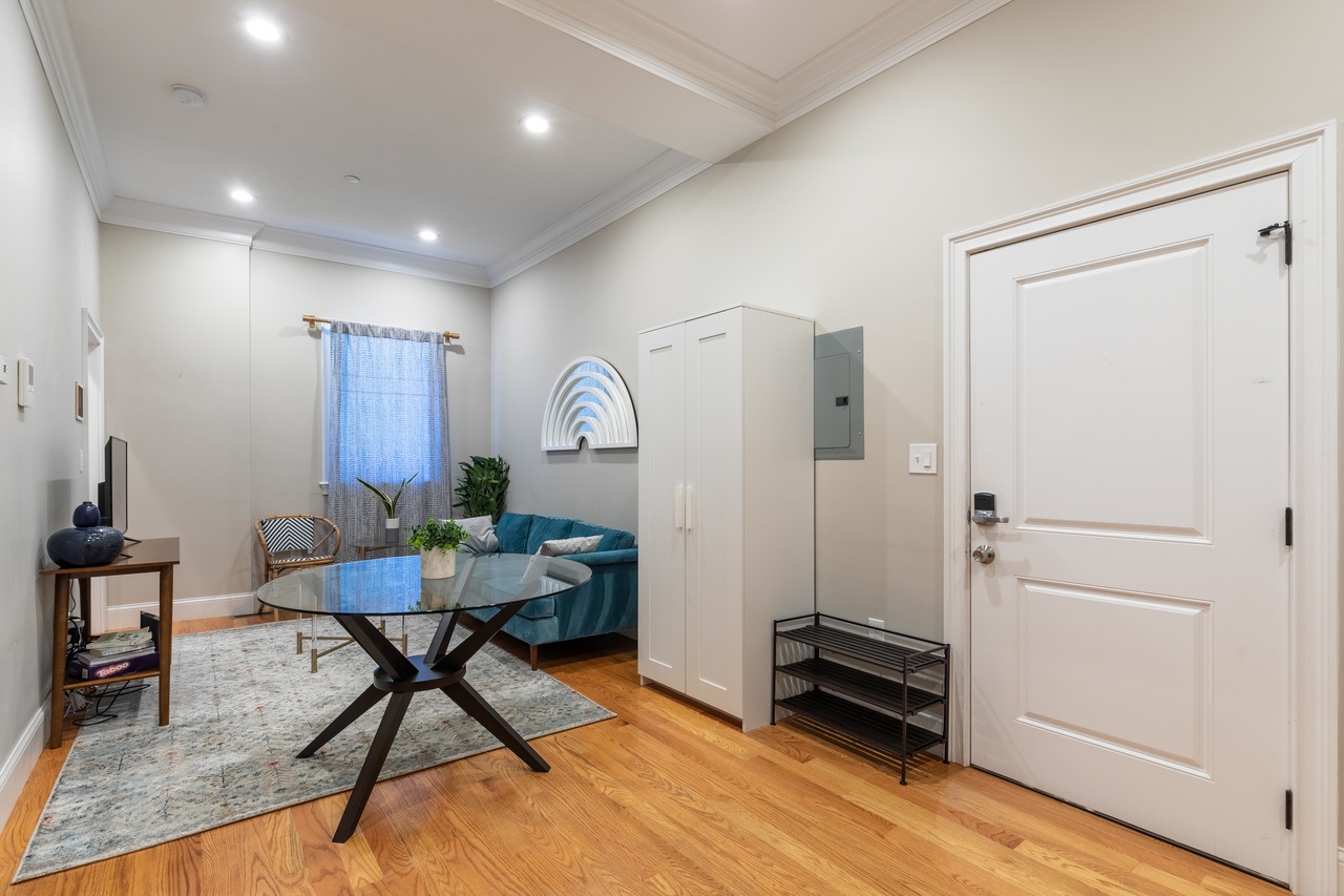 a room in North End photo 6