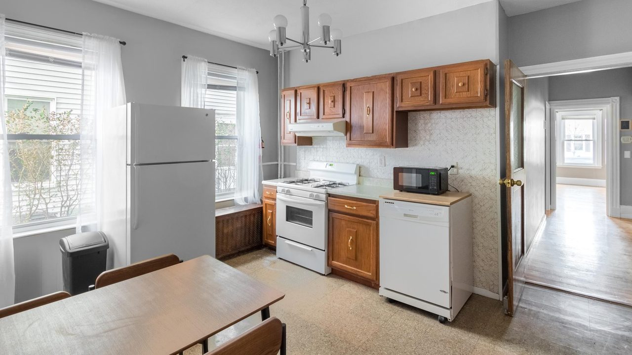 a room in Back Bay photo 6