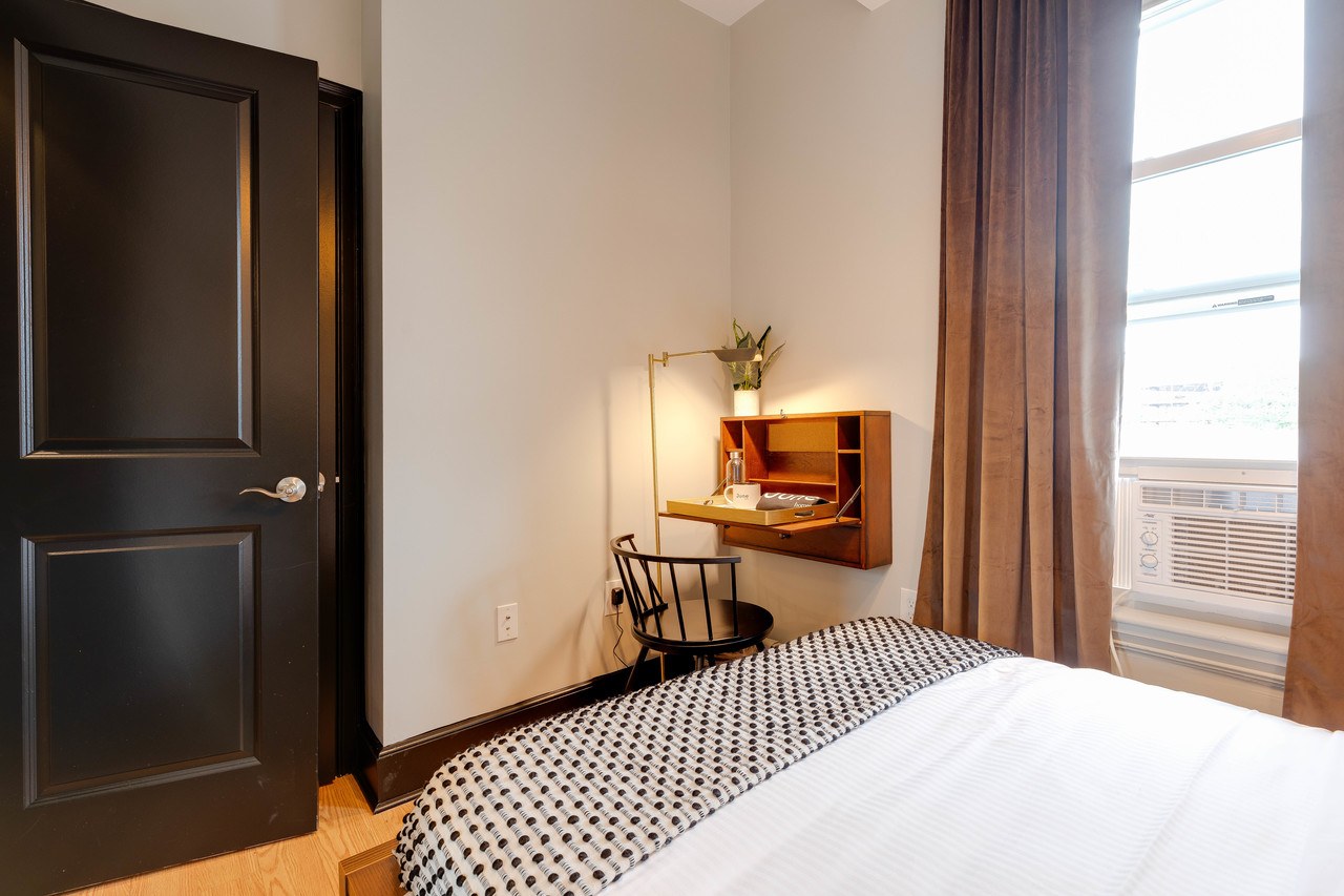 a room in Dorchester photo 2