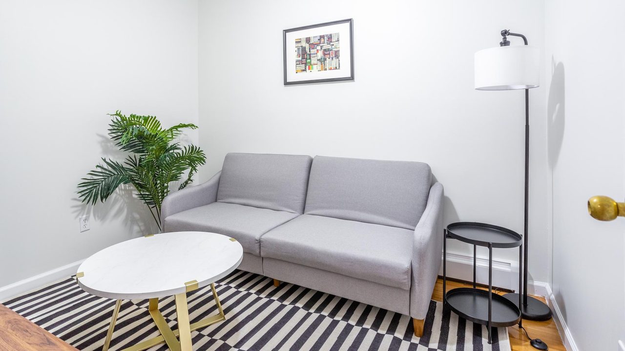 a room in Little Haiti photo 4