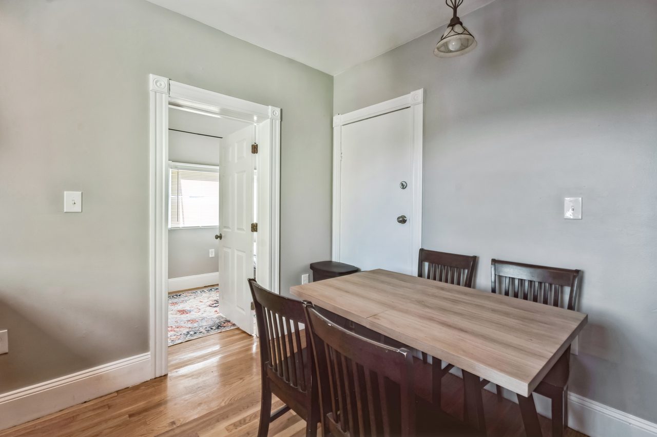 a room in Allston photo 6