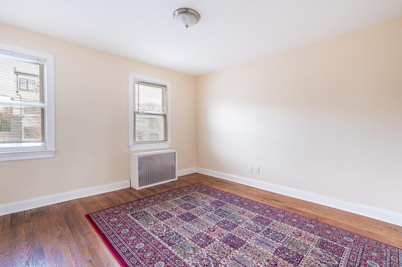 a room in Edgewood photo 3
