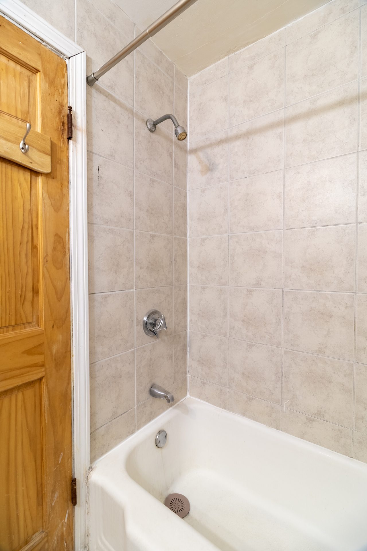 a room in Lower Allston photo 9