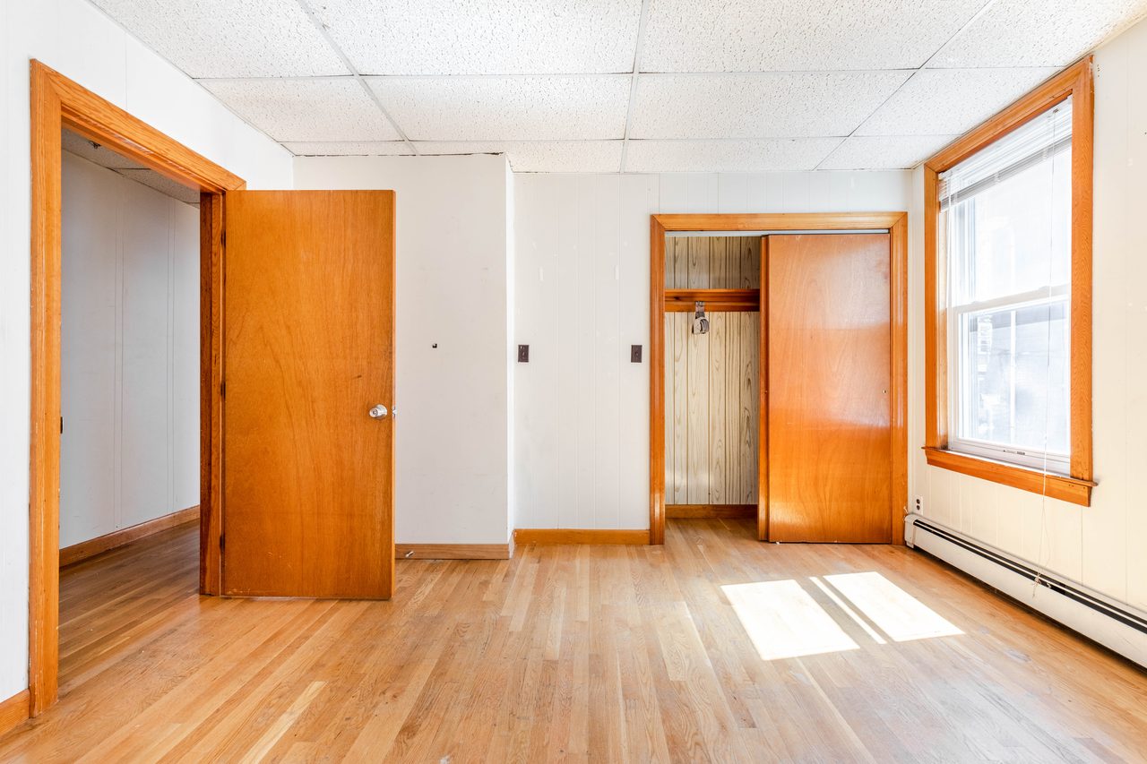 a room in Mission Hill photo 5