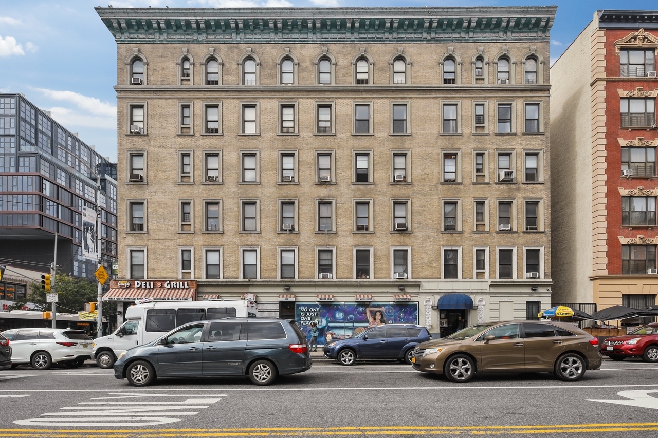 a room in Harlem photo 8