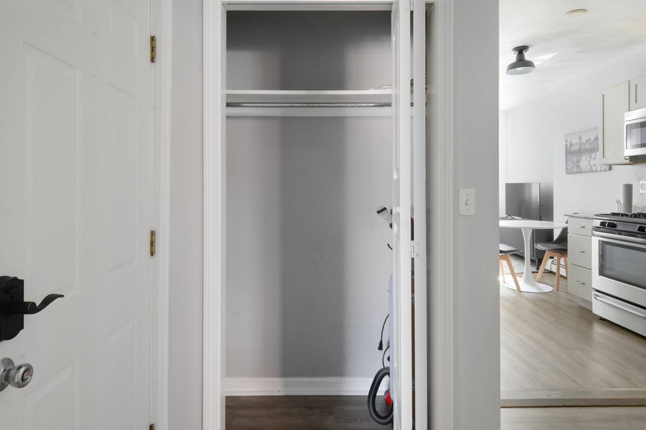 a room in North End photo 8