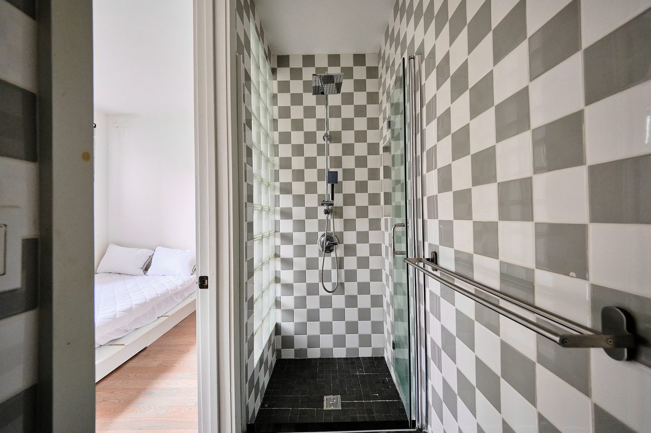a room in Ridgewood photo 4