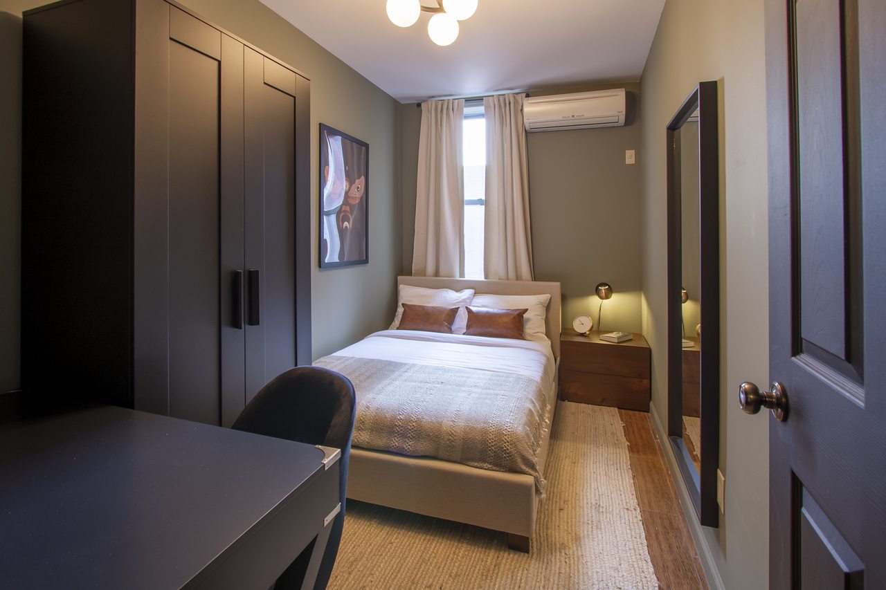 a room in Lower East Side