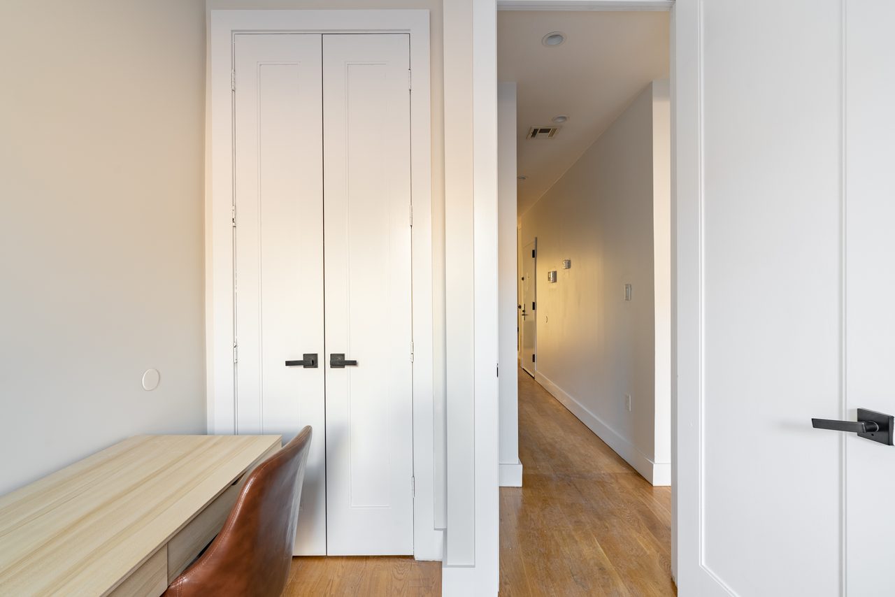 a room in Harlem photo 2