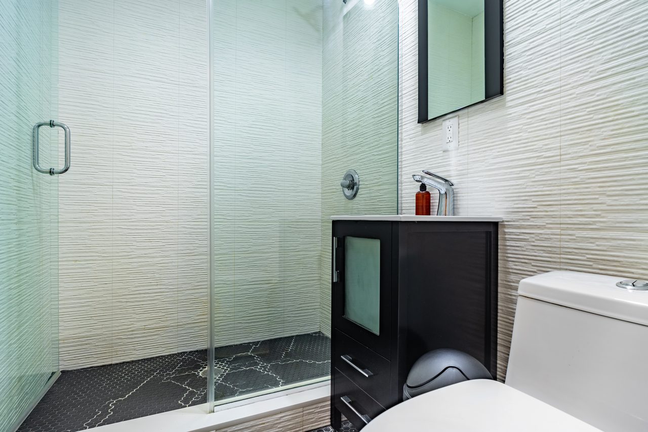a room in Flatiron District photo 7