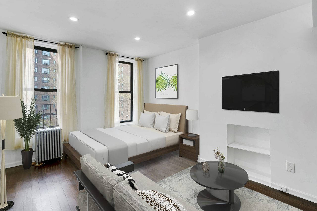 a room in East Village photo 8