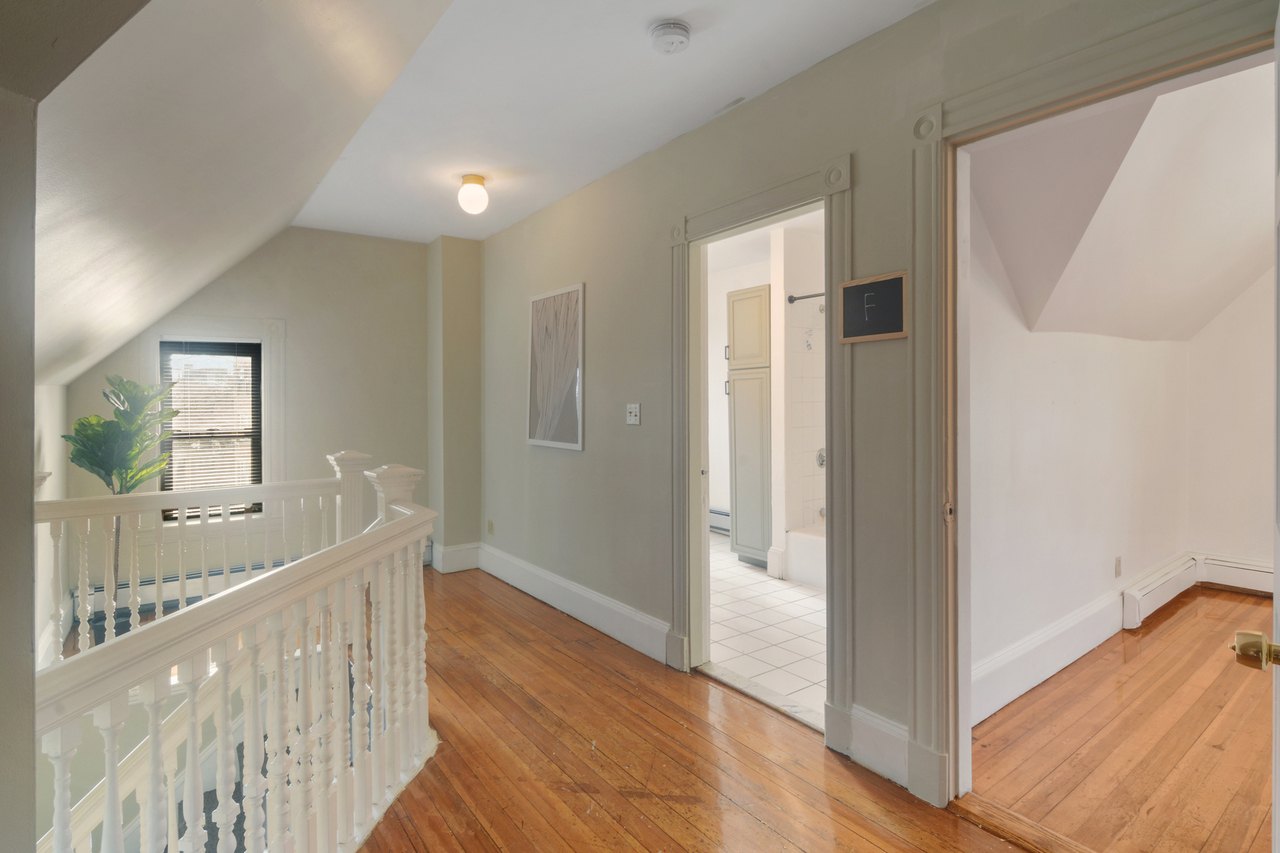 a room in St. Elizabeth's photo 7