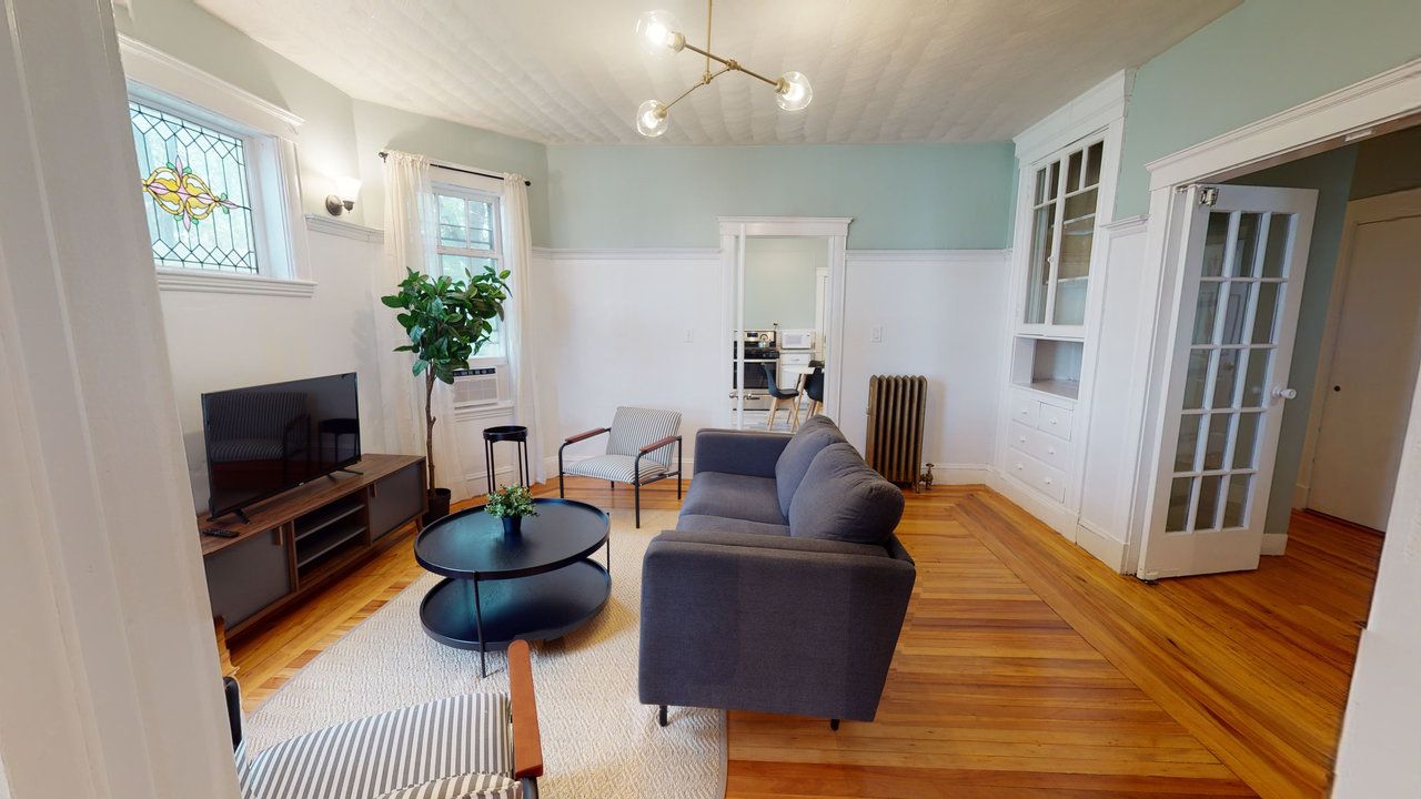 a room in Dorchester photo 3