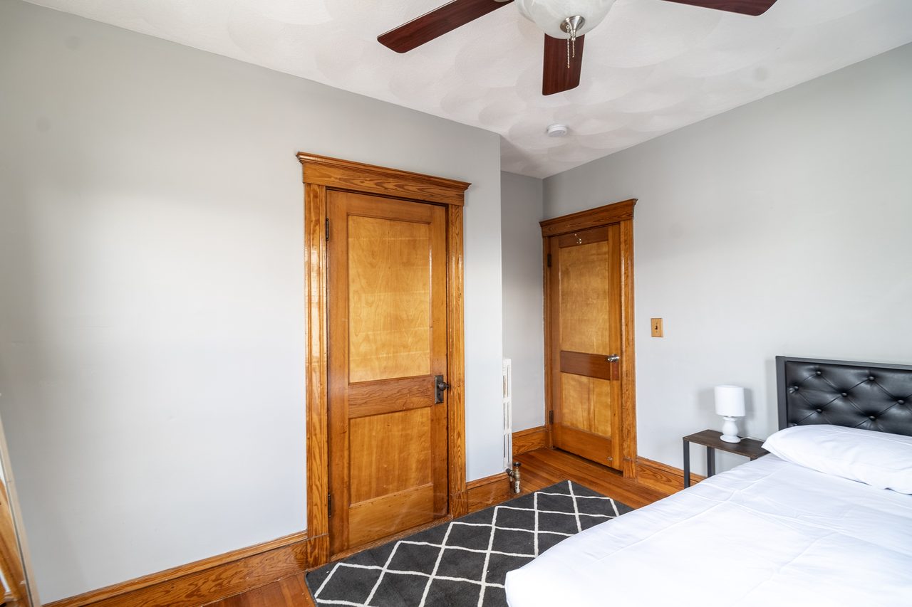 a room in West Medford photo 5