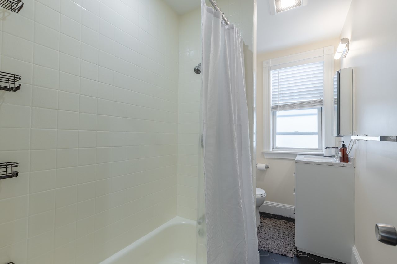 private room in Dorchester photo 7