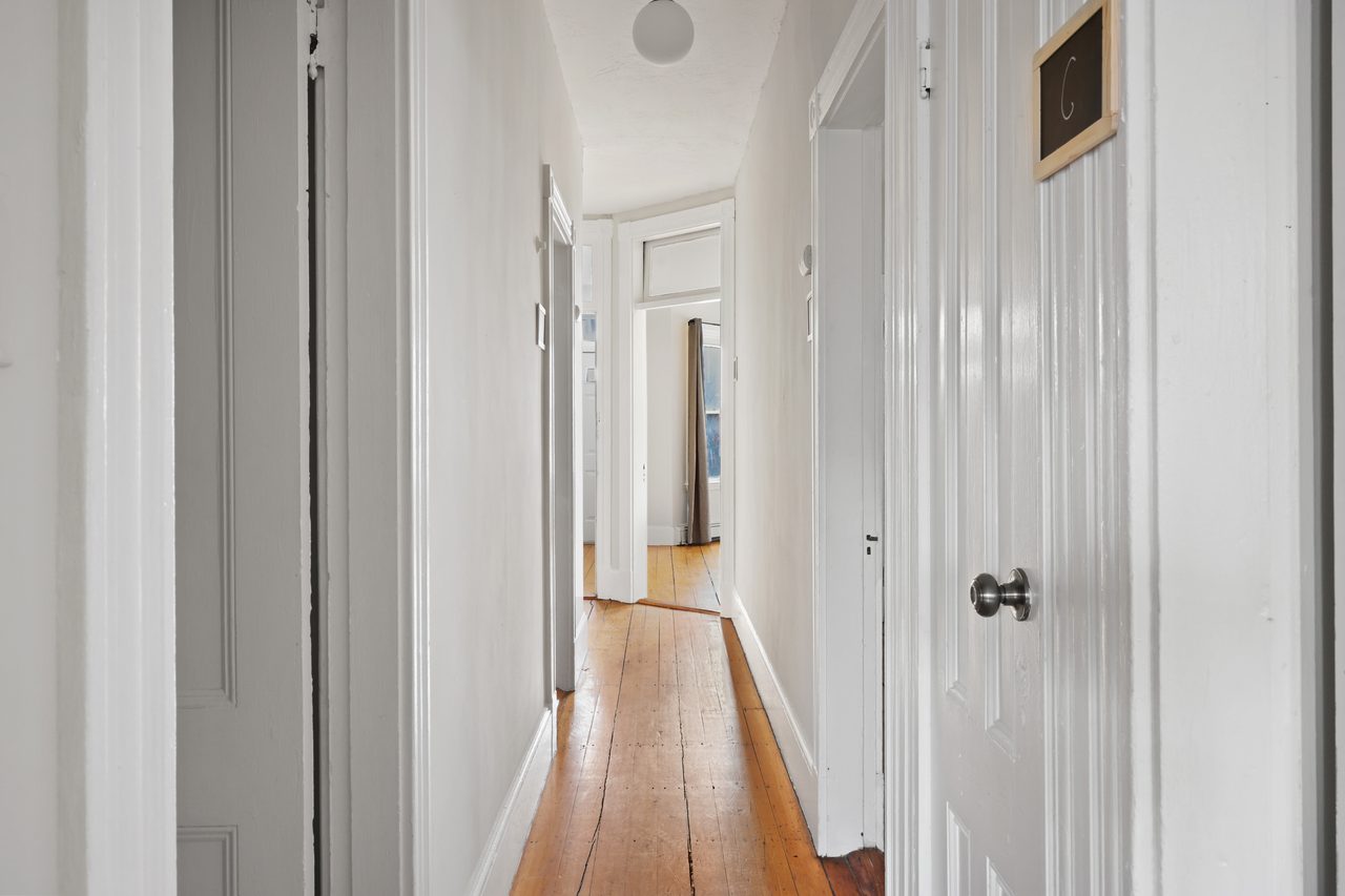 a room in Jamaica Plain photo 5